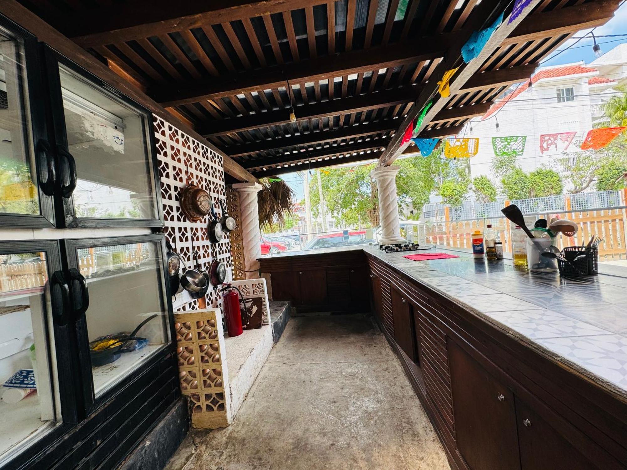 Ahava Hostal Boutique Cancun Exterior photo